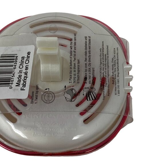 Bath & Body Works Fair Isle Pattern Scentportable Car Freshener Vent Clip Red - Picture 2 of 4